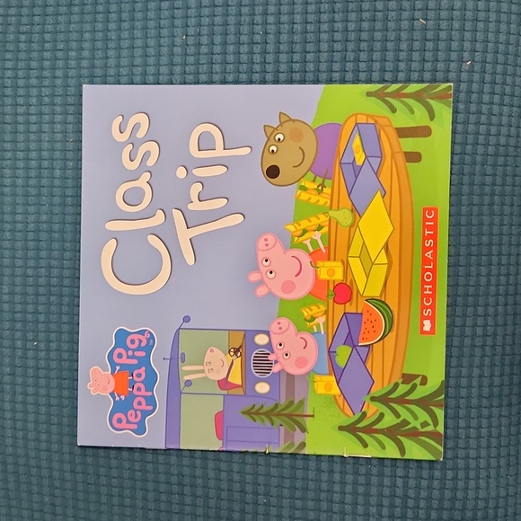 Set of Peppa Pig Books - Picture 4 of 7